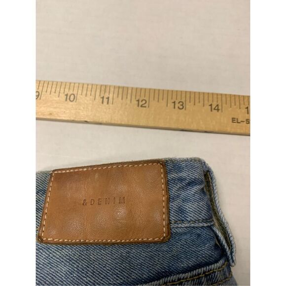 Jewel embellished Denim Pants - Picture 11 of 13